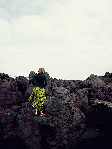 Perdue dans la lave (2012)