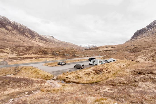 Parking en bord de route / Écosse (2018)