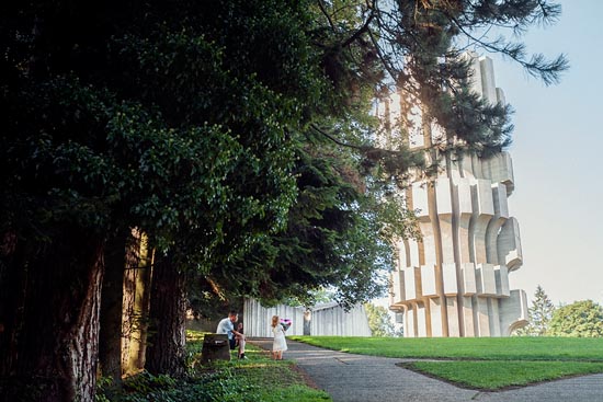 L'homme et la fillette au ballon en forme de coeur / Bosnie-Herzégovine (2018)