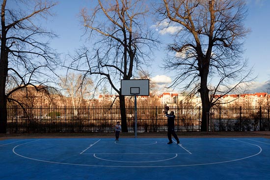 Blue Playground, le père et le fils / Prague (2019)