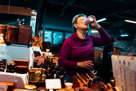 Boire la tasse au Jianguo Holiday Flower and Jade Market / Taïwan (2024)