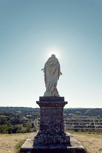La vierge à Saint-Laurent-la-Roche (2015)