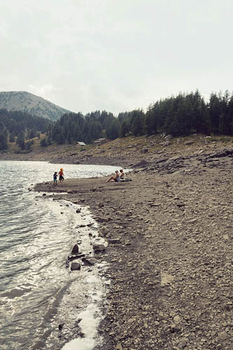 2 femmes et 2 gosses au Lac d'Allos (2015)
