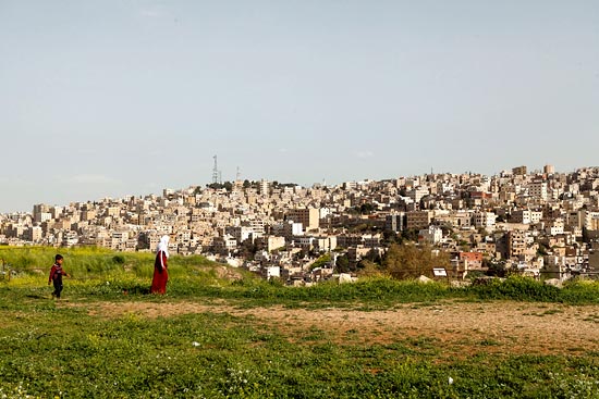 Sur les hauteurs d'Amman, le fils et la mère / Jordanie (2019)