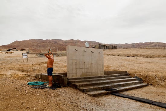Dead Sea Shower, le vieux / Jordanie (2019)