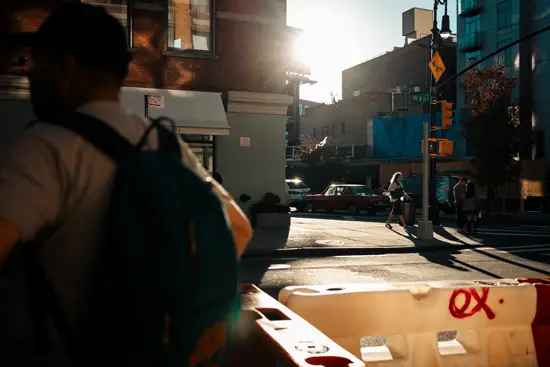 Rayon de soleil au coin de rue / New York, USA (2022)