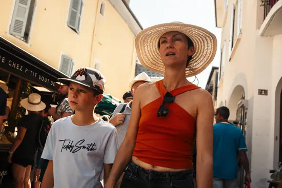 La mère au chapeau / France (2025)