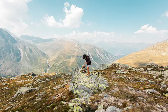 Balade au Nufenen pass III, le cairn de Nala / Suisse - Été (2026)