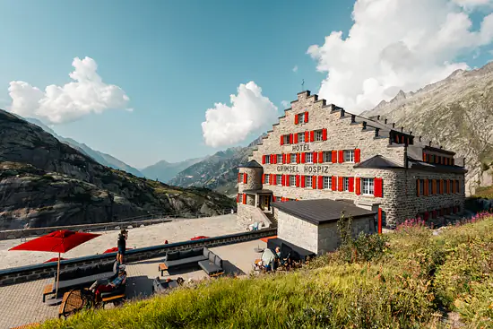 Hotel Grimsel Hospiz / Suisse - Été (2026)