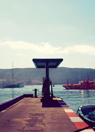 Pompe à essence pour bateaux (2011)