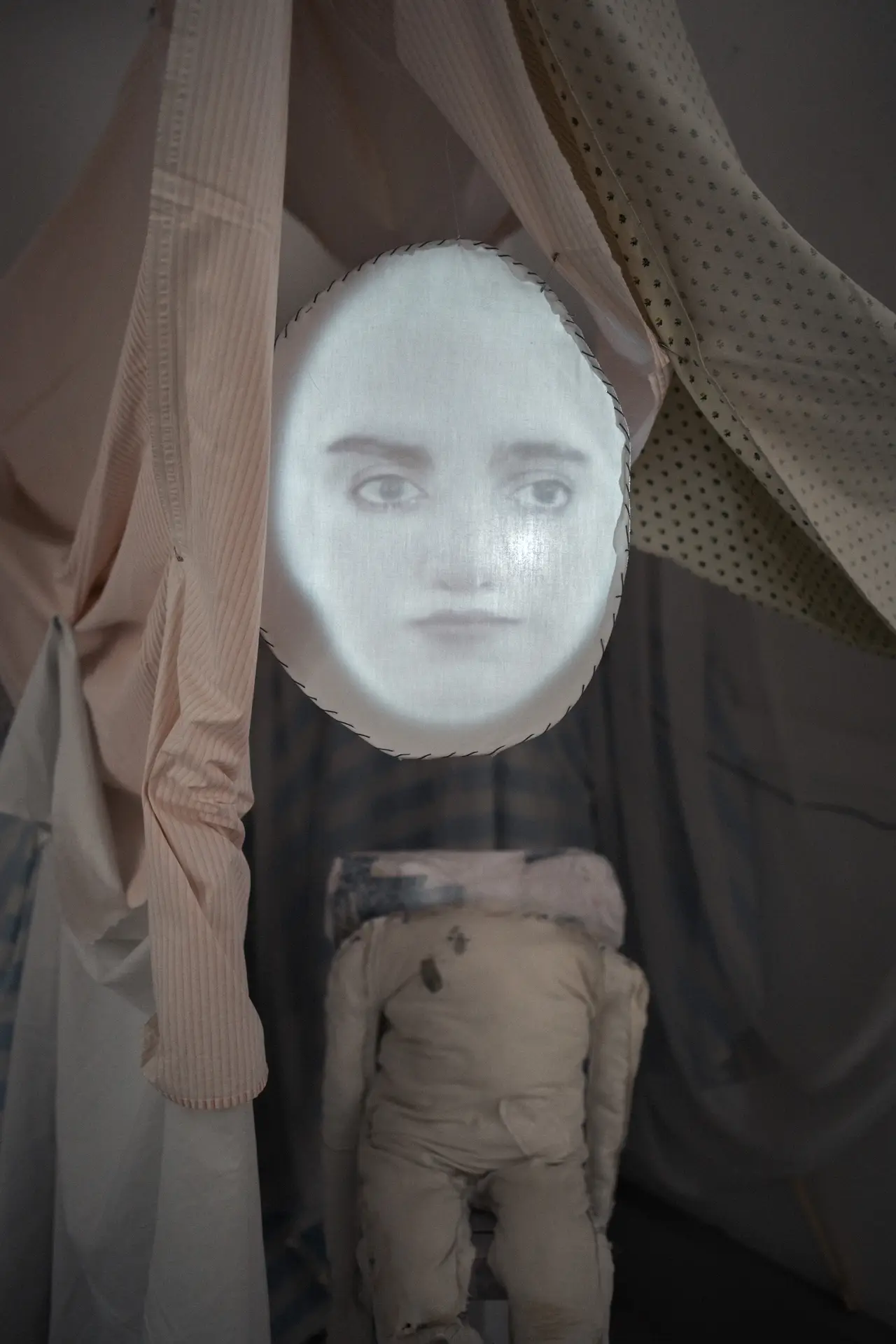 Manon COUVREUR / Sa chambre à elleux ...en construction